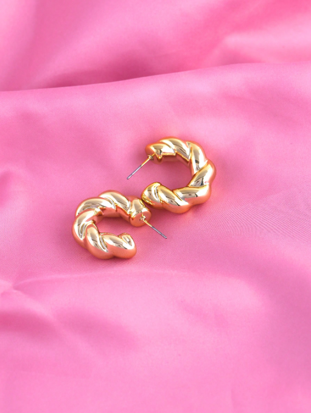 Retro Twisted C-Shaped Hoop Earrings | Bold Exaggerated Gold Statement Hoops