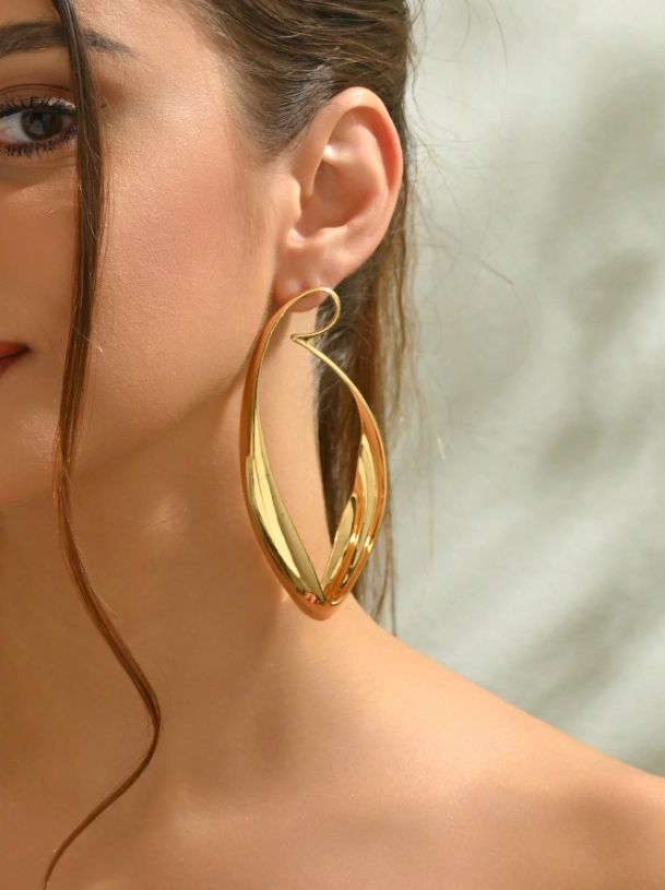 Gold S-Shaped Twisted Leaf Long Earrings | Elegant Geometric Statement Jewelry