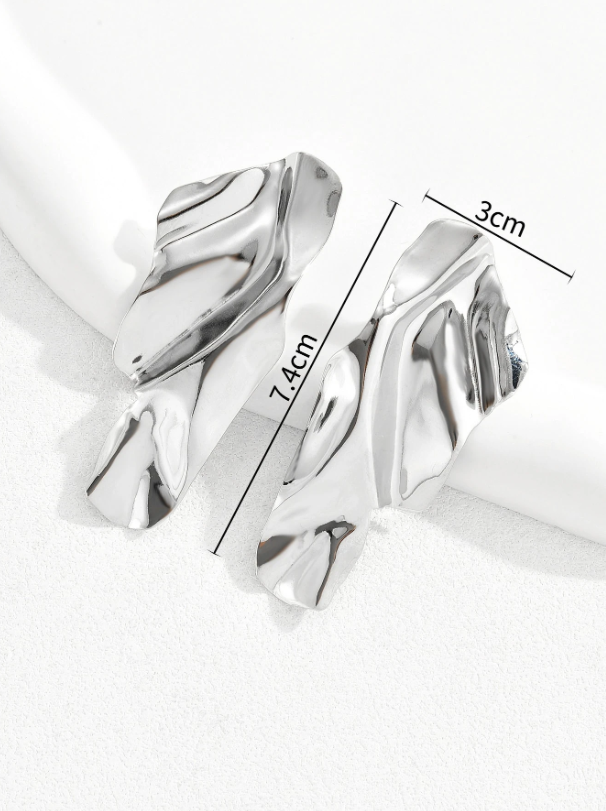 Exaggerated Wave Summer Earrings| Luxury Geometric Studs