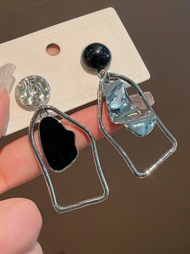 Stylish Asymmetrical Geometric Dangle Earrings – Resin Drop Color block Design, Trendy Statement Jewelry