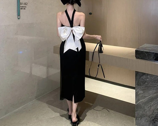 Elegant Black Strapless Maxi Dress with Back Bow & Slit – Sleeveless Empire Waist Formal Gown