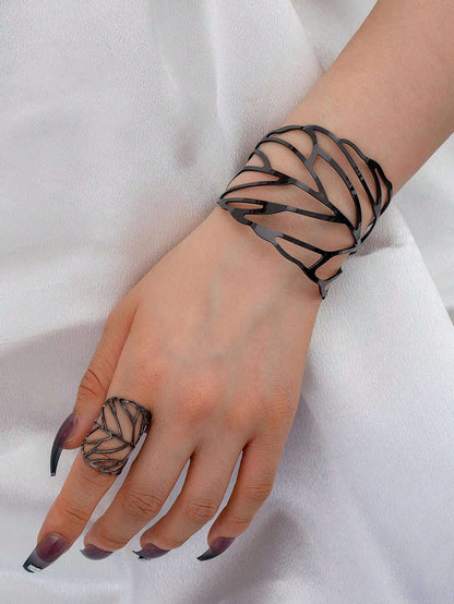 2pcs Hollow Out Leaf-Shaped Ring & Bracelet Set | European & American Creative Metal Jewelry Duo