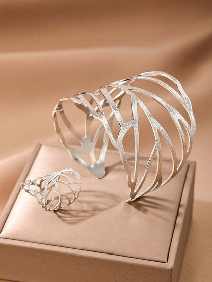 2pcs Hollow Out Leaf-Shaped Ring & Bracelet Set | European & American Creative Metal Jewelry Duo