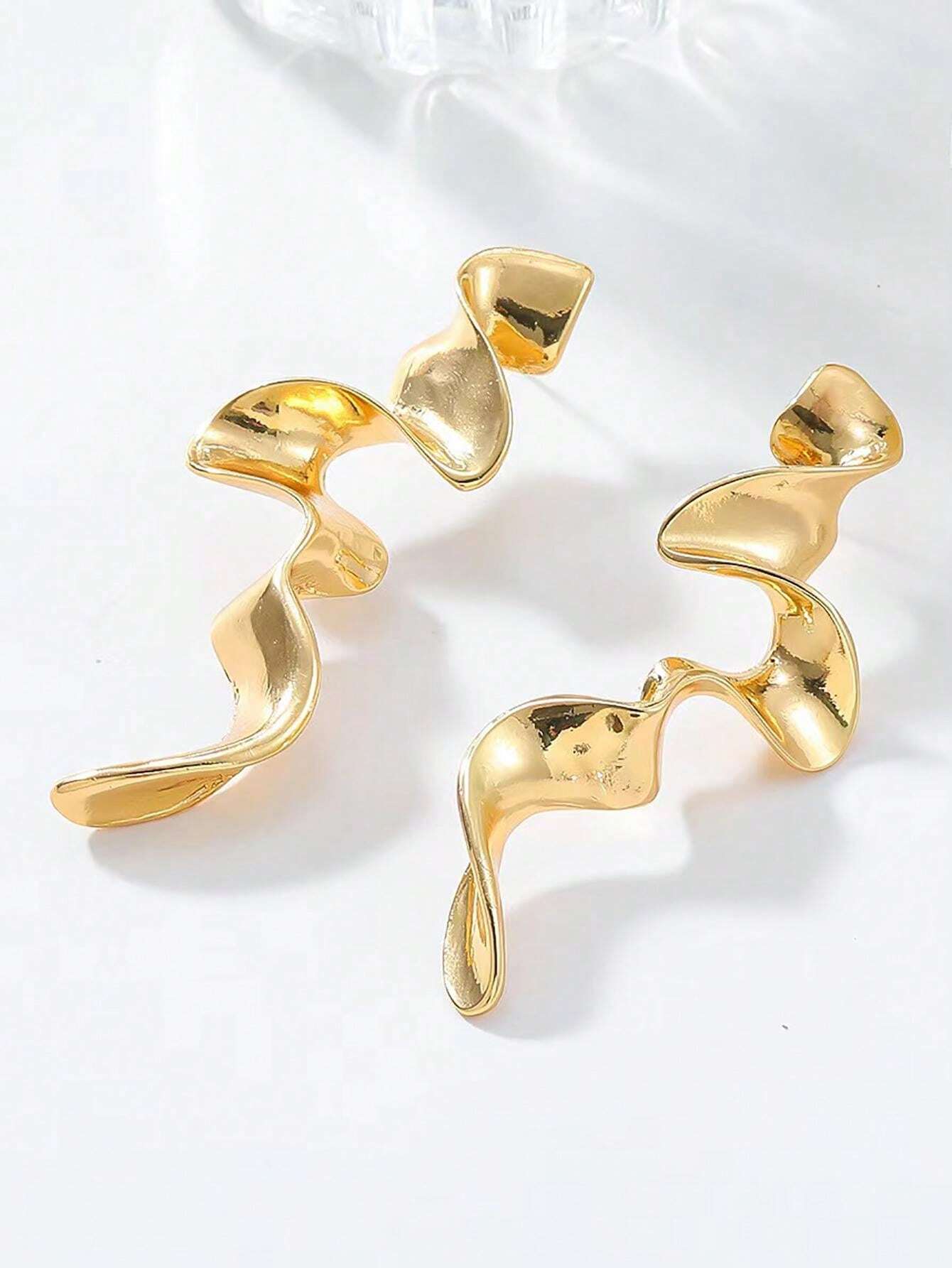 Twisted Spiral Liquid Metal Earrings | Snakeskin Geometric Design