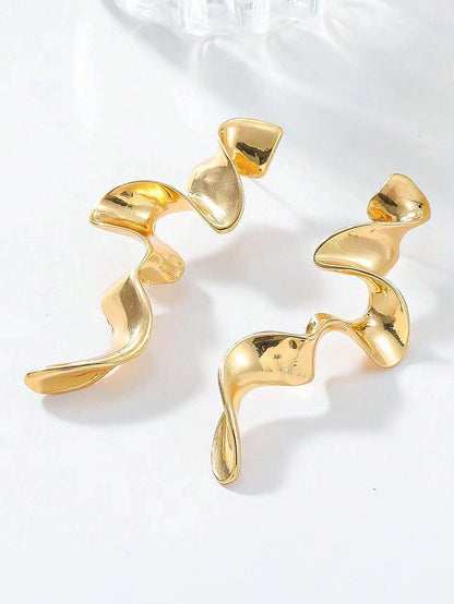 Twisted Spiral Liquid Metal Earrings | Snakeskin Geometric Design
