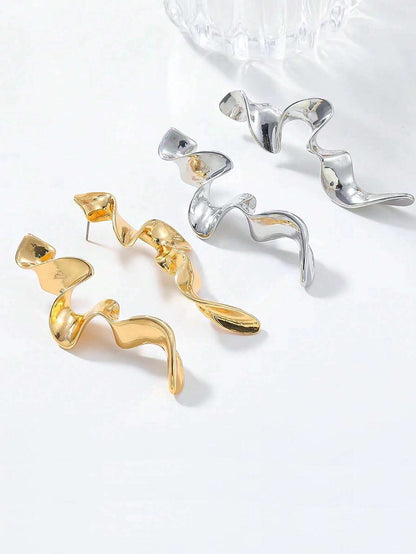 Twisted Spiral Liquid Metal Earrings | Snakeskin Geometric Design