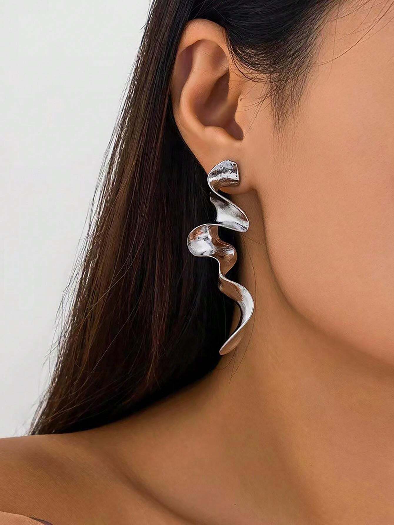 Twisted Spiral Liquid Metal Earrings | Snakeskin Geometric Design