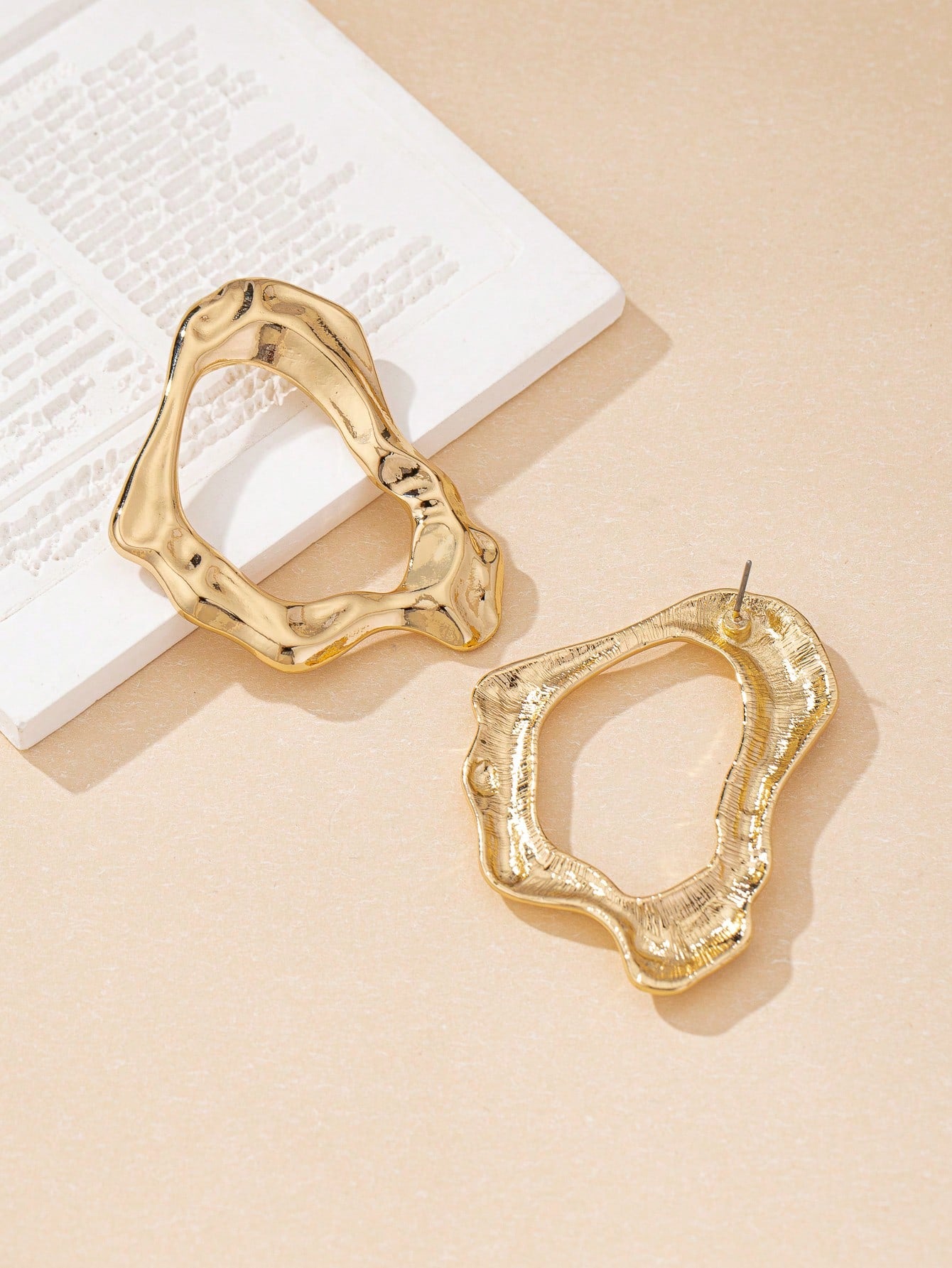 European & American Geometric Asymmetrical Hollow Stud Earrings