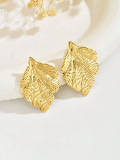 Nature-Inspired Leaf Stud Earrings – Minimalist Stainless Steel Daily & Party Jewelry