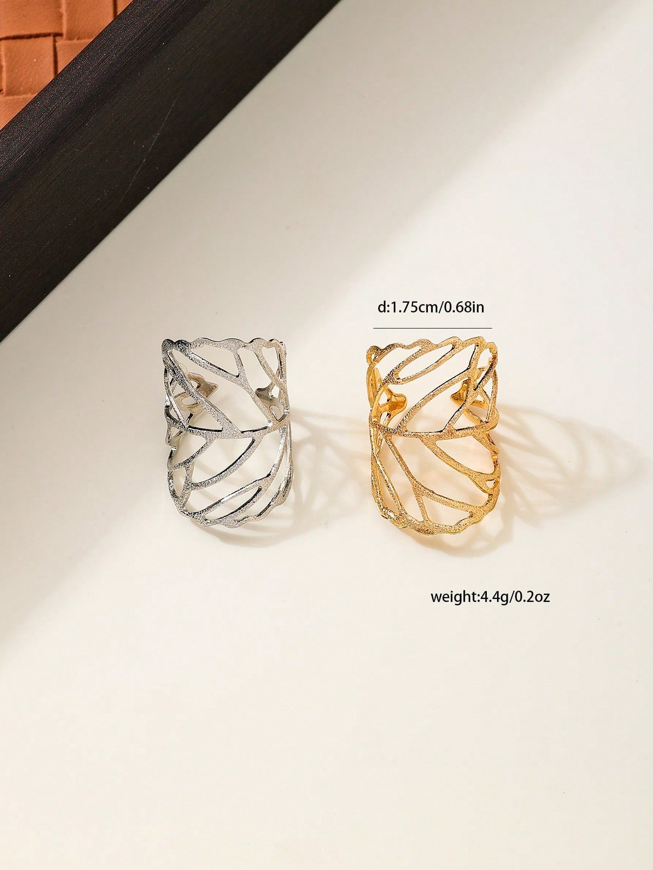 2pcs Hollow Out Leaf-Shaped Ring & Bracelet Set | European & American Creative Metal Jewelry Duo