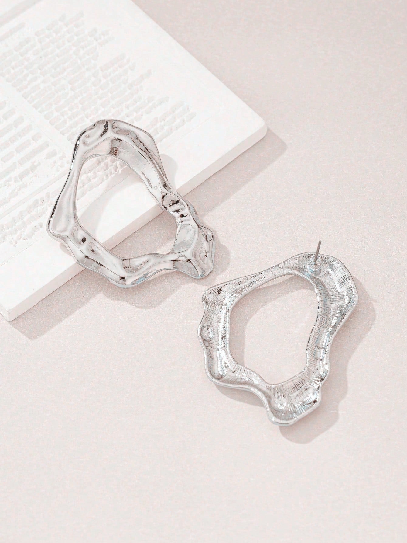 European & American Geometric Asymmetrical Hollow Stud Earrings