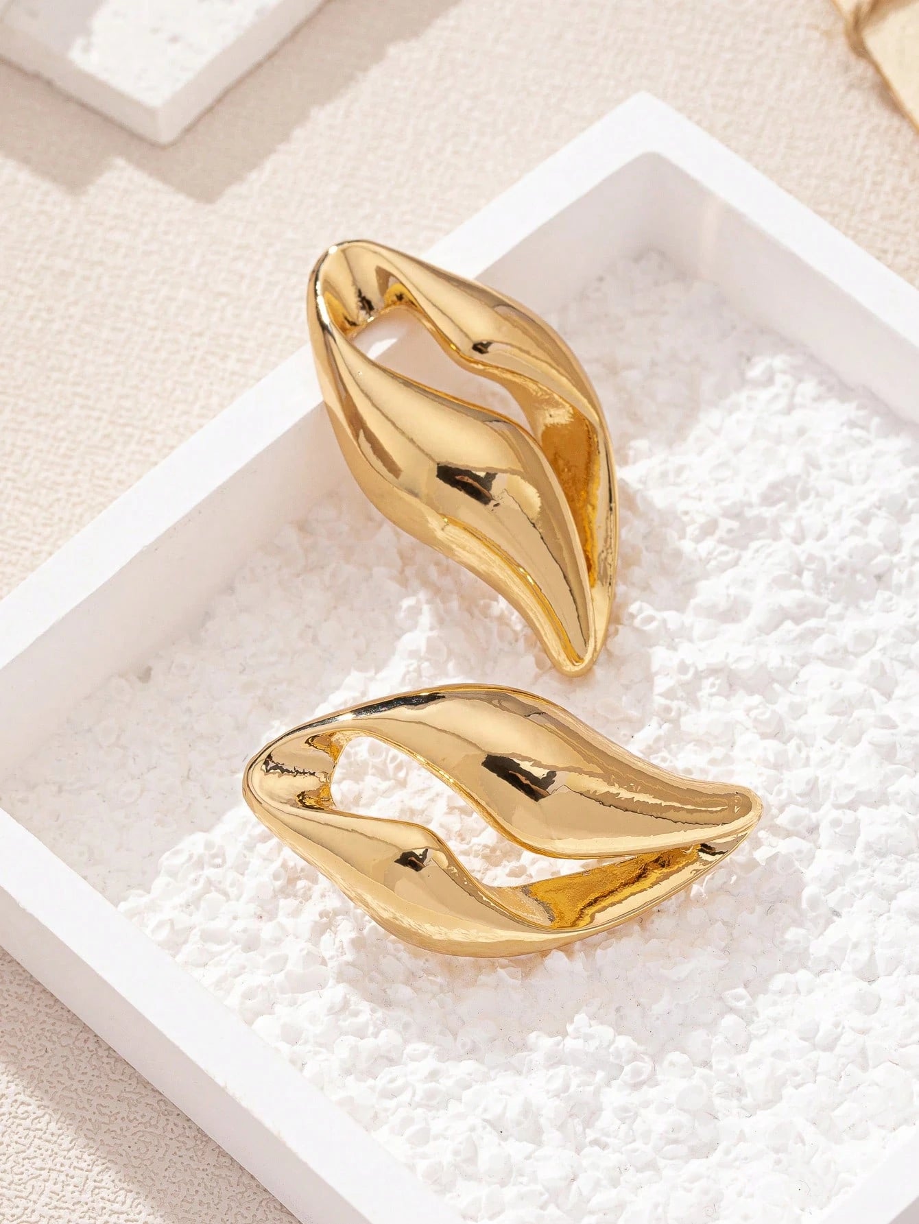 European & American Style Asymmetrical Hollow Out Earrings | Trendy Gold Geometric Studs for Women