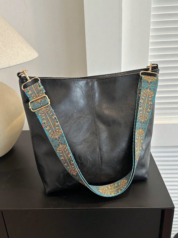 Summer Shoulder Tote Bucket Bag – Large Capacity PU Leather Handbag with Adjustable Strap & Chic Chain Detail
