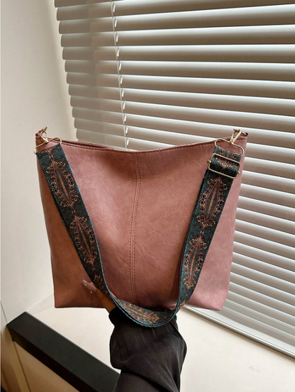 Summer Shoulder Tote Bucket Bag – Large Capacity PU Leather Handbag with Adjustable Strap & Chic Chain Detail