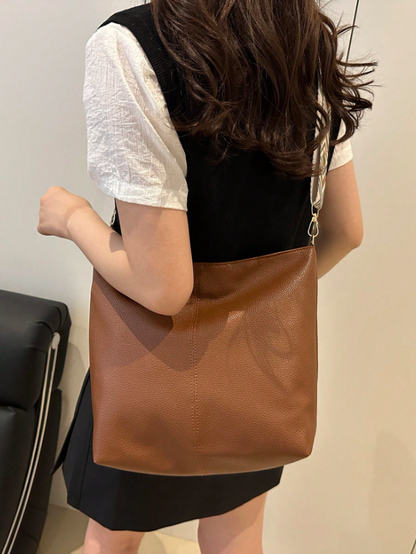 Summer Shoulder Tote Bucket Bag – Large Capacity PU Leather Handbag with Adjustable Strap & Chic Chain Detail