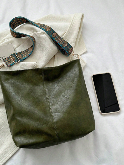 Summer Shoulder Tote Bucket Bag – Large Capacity PU Leather Handbag with Adjustable Strap & Chic Chain Detail
