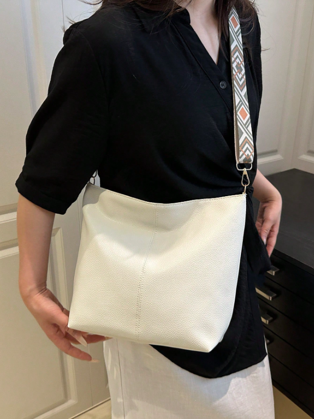 Summer Shoulder Tote Bucket Bag – Large Capacity PU Leather Handbag with Adjustable Strap & Chic Chain Detail