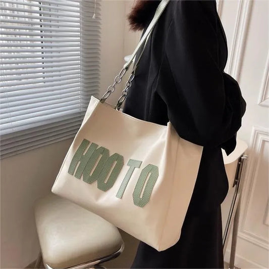 Large-Capacity Shoulder Bag with Zipper – Bold Colors & Chain Strap Detail