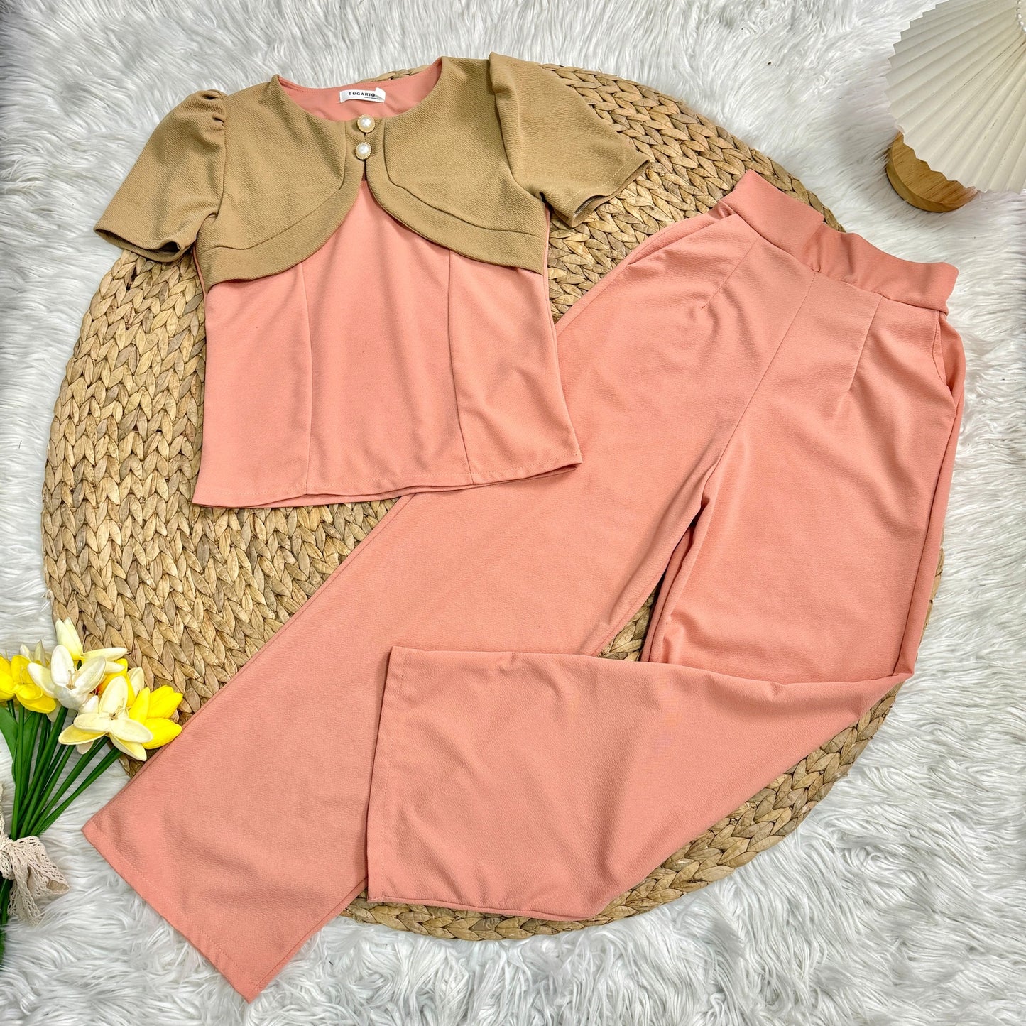 Elegant Wool Wave Co-ord Set with Cropped Shrug & Wide-Leg Pants | Trendy Two-Piece Outfit
