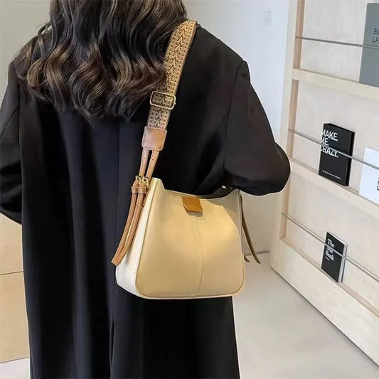 Waterproof PU Leather Shoulder Bag – Lightweight & Spacious Everyday Use