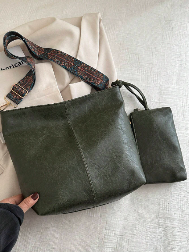 Summer PU Leather Tote Bag – Crossbody Shoulder Bucket Bag with Chain Detail & Large Capacity
