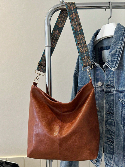 Summer Shoulder Tote Bucket Bag – Large Capacity PU Leather Handbag with Adjustable Strap & Chic Chain Detail
