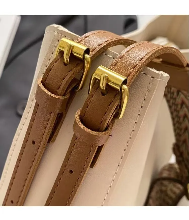 Waterproof PU Leather Shoulder Bag – Lightweight & Spacious Everyday Use