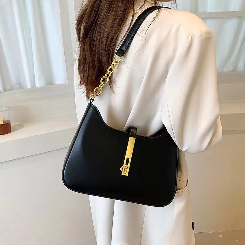 Minimalist Hobo Shoulder Bag – Soft Casual Handbag with Zipper in 5 Colors