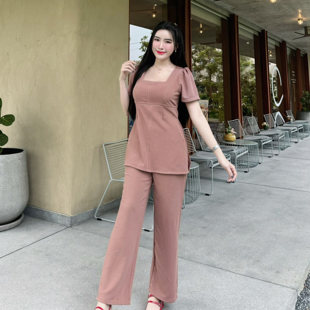 Elegant Wool Wave Co-ord Set for Women – Square Neck Long Top with Side Slits & Pocket Pants