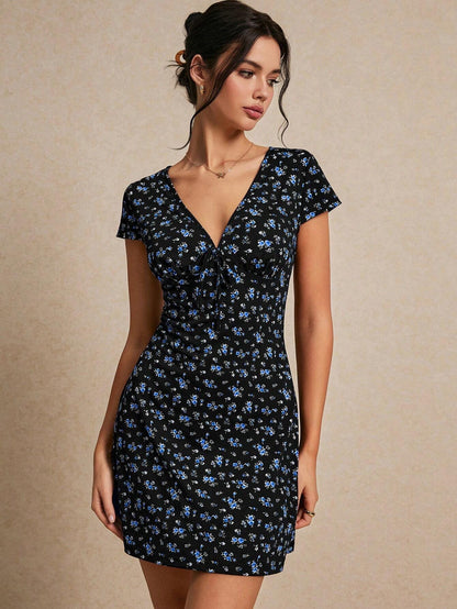 Sweet V-Neck Floral Print A-Line Mini Dress | Half Sleeve Slim-Fit Summer Y2K Floral Dress