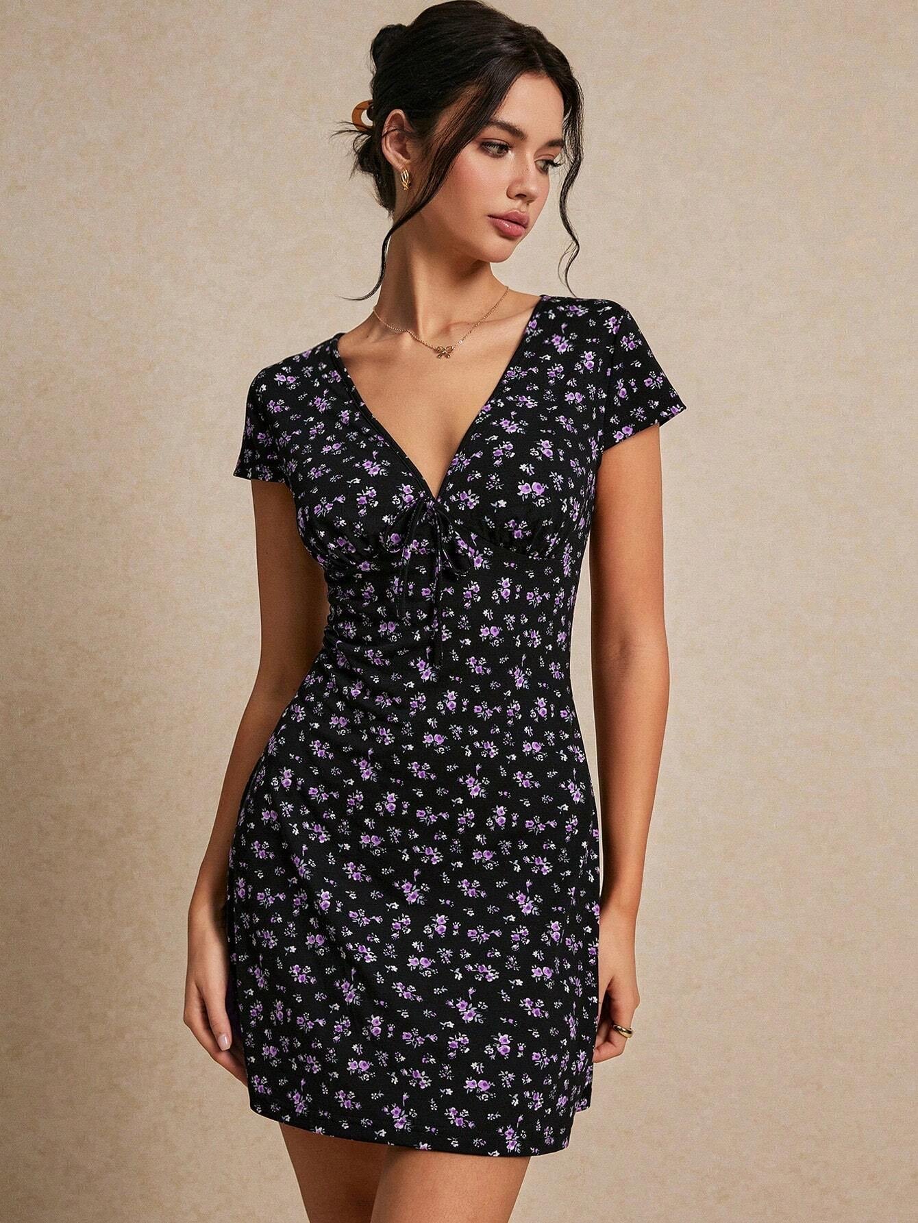 Sweet V-Neck Floral Print A-Line Mini Dress | Half Sleeve Slim-Fit Summer Y2K Floral Dress