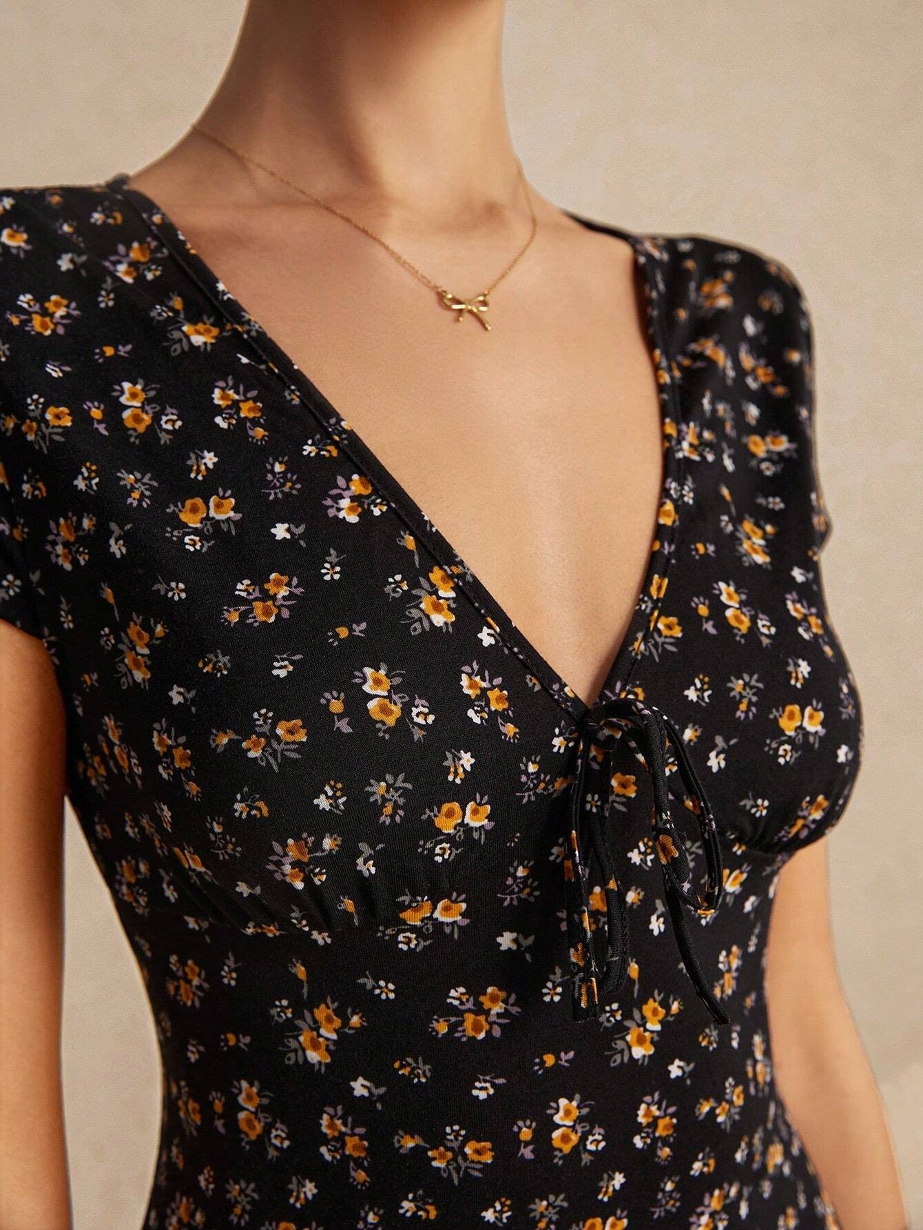 Sweet V-Neck Floral Print A-Line Mini Dress | Half Sleeve Slim-Fit Summer Y2K Floral Dress