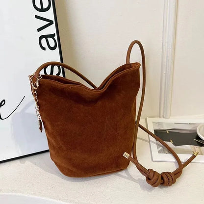 Bucket Shoulder Bag – Spacious Casual Handbag