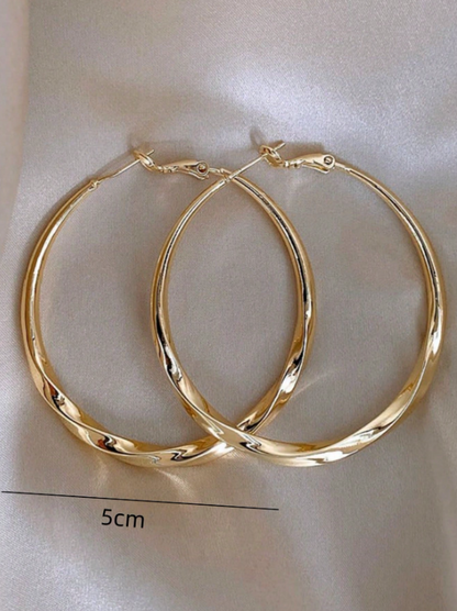 Classic Metal Circular Hoop Earrings | European & American Style Gold & Silver Hoops