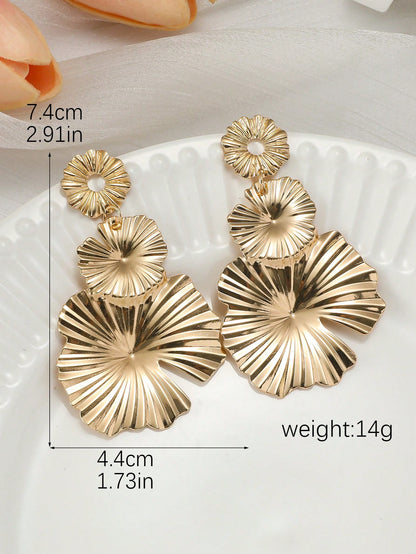 Retro Matte Petal Earrings Set | Geometric Floral Textured Drop Earrings