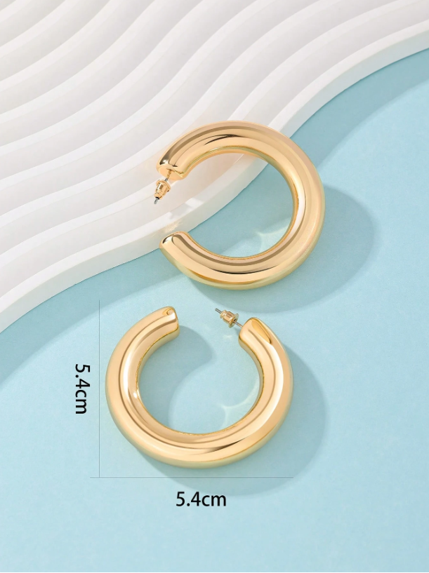 Minimalist Geometric Gold Hoop Earrings | Old Money Style Statement Hoops (4cm–5.4cm)
