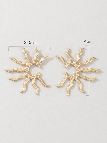 Sun Design Stud Earrings | Minimalist Geometric Gold & Silver Studs for Daily Glam Style