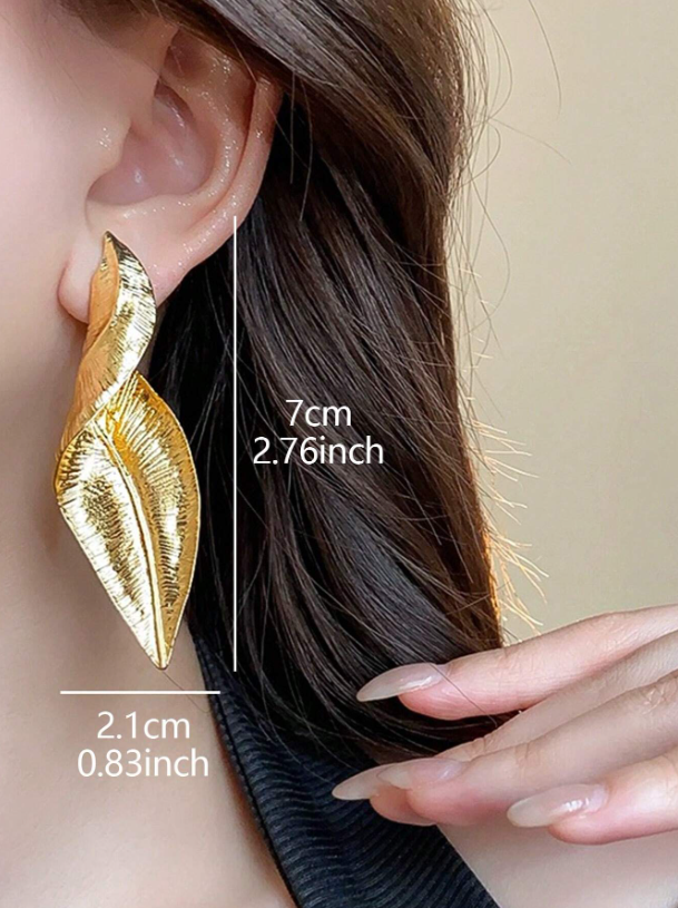 French Vintage Twisted Metal Leaf Earrings – Elegant Asymmetrical Statement Party Jewelry