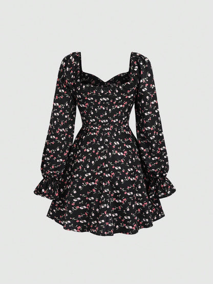 Fashzeo Black - Floral women's long sleeve floral mini dress with sweetheart neckline, smocked back, and ruffle flared hem in a romantic cottagecore style.1
