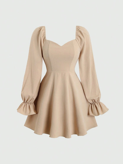 Fashzeo Khaki women's long sleeve floral mini dress with sweetheart neckline, smocked back, and ruffle flared hem in a romantic cottagecore style.4