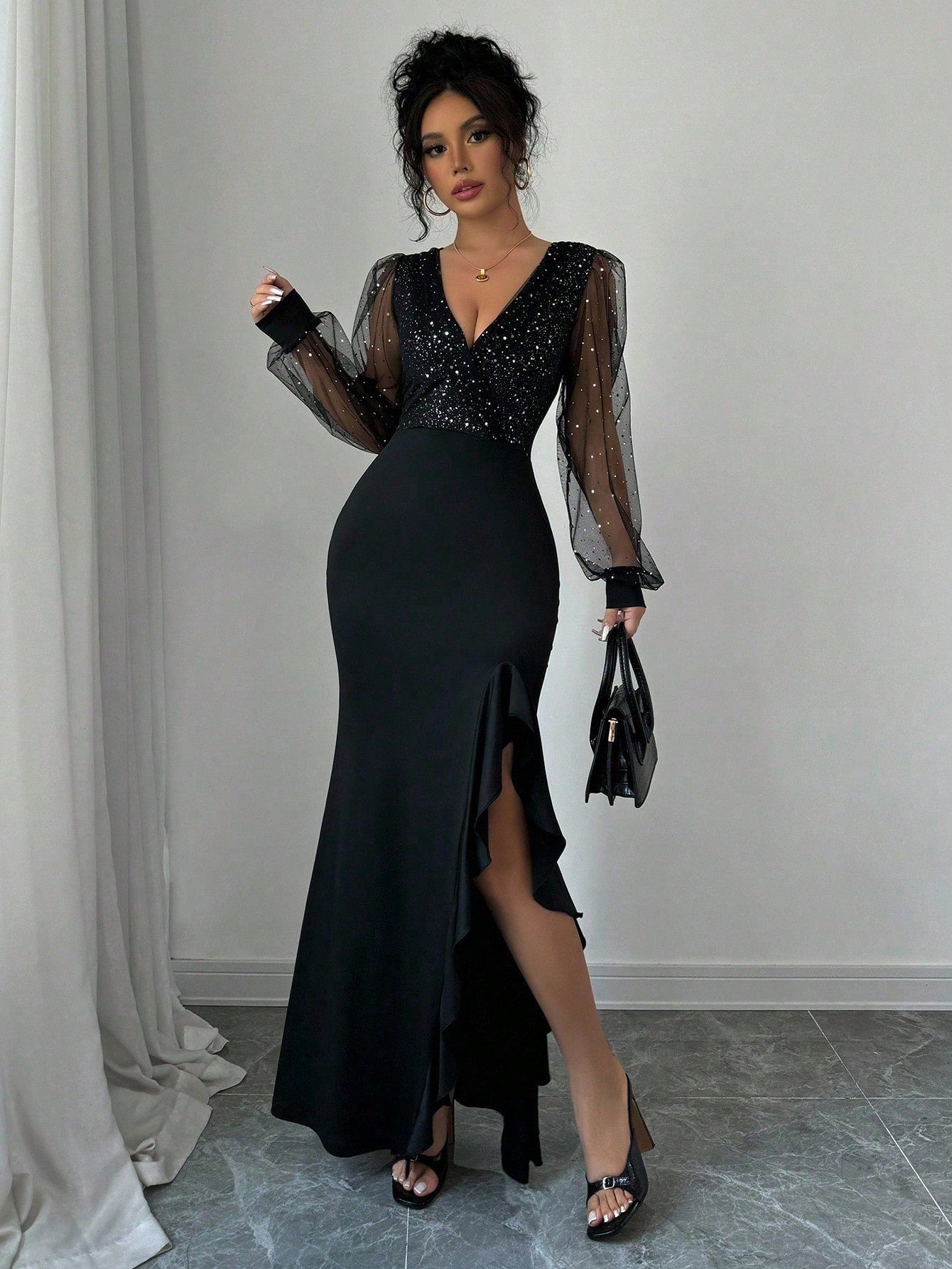 Fashzeo black V-neck sequin spliced maxi dress with a daring high slit and body-hugging elastic knit for premium party wear