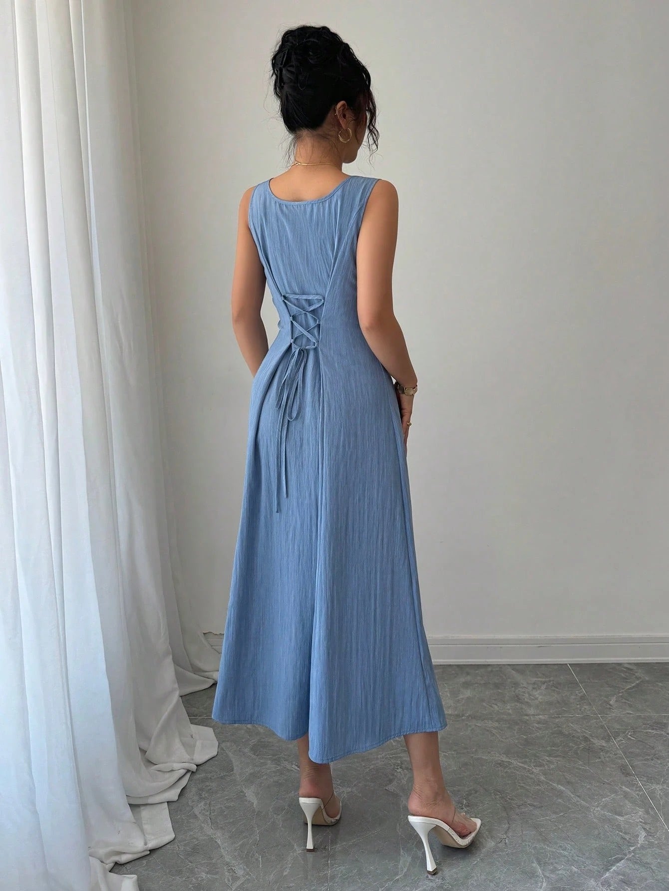 Fashzeo blue sleeveless square neck midi dress with adjustable backless lace-up corset detail for women summer fashion.1