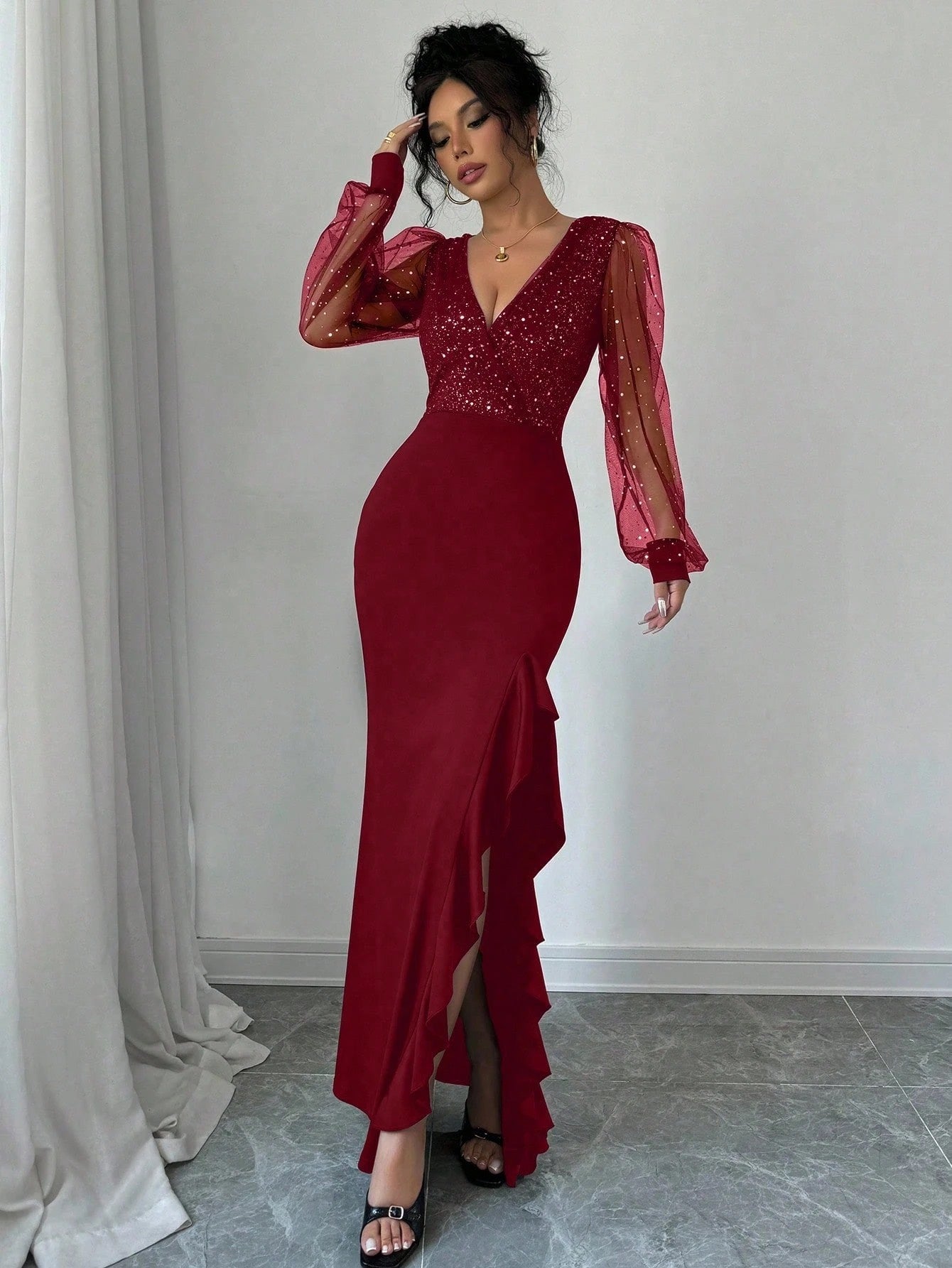 Fashzeo burgundy V-neck sequin spliced maxi dress with a daring high slit and body-hugging elastic knit for premium party wear
