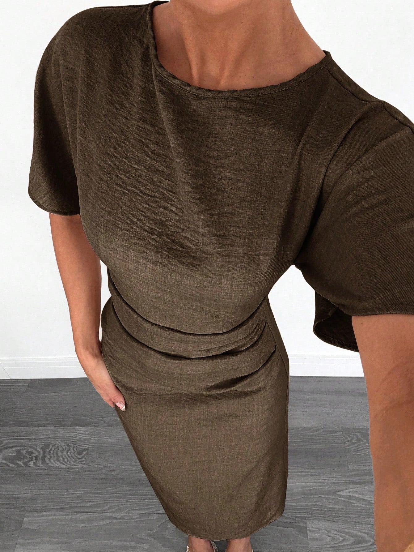 Fashzeo coffee brown linen blend long dress featuring a square neck, high slit, and ruffled fishtail hem for a quiet luxury aesthetic.3