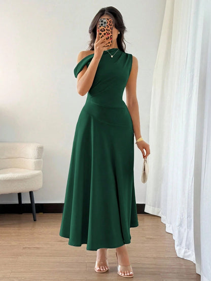 Fashzeo dark green one-shoulder fit and flare dress with dramatic ruffle detail for summer vacations and graduation ceremonies2