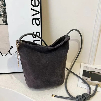 Bucket Shoulder Bag – Spacious Casual Handbag