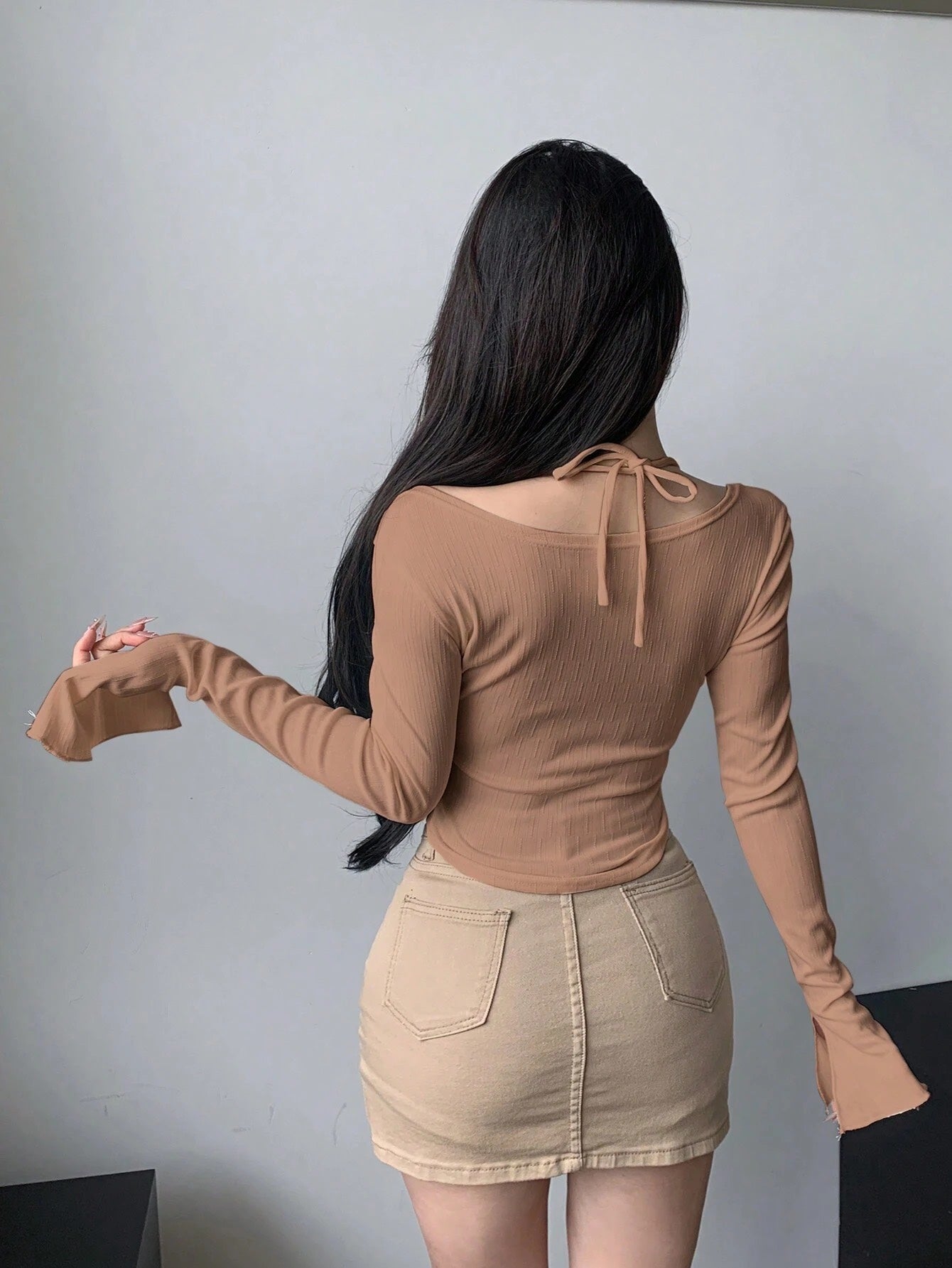 Tie-Front Long Sleeve Crop