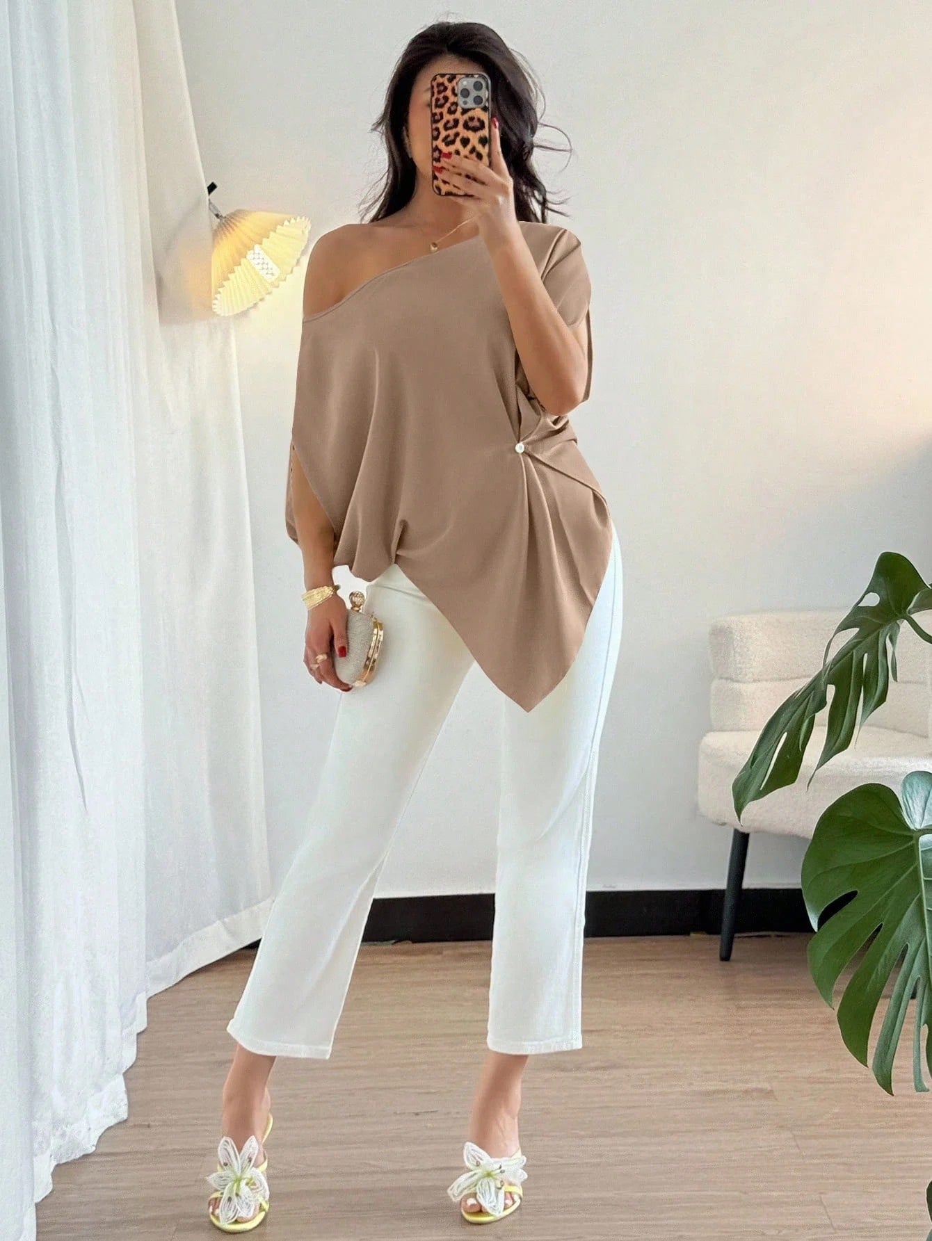 One-Shoulder Batwing Sleeve