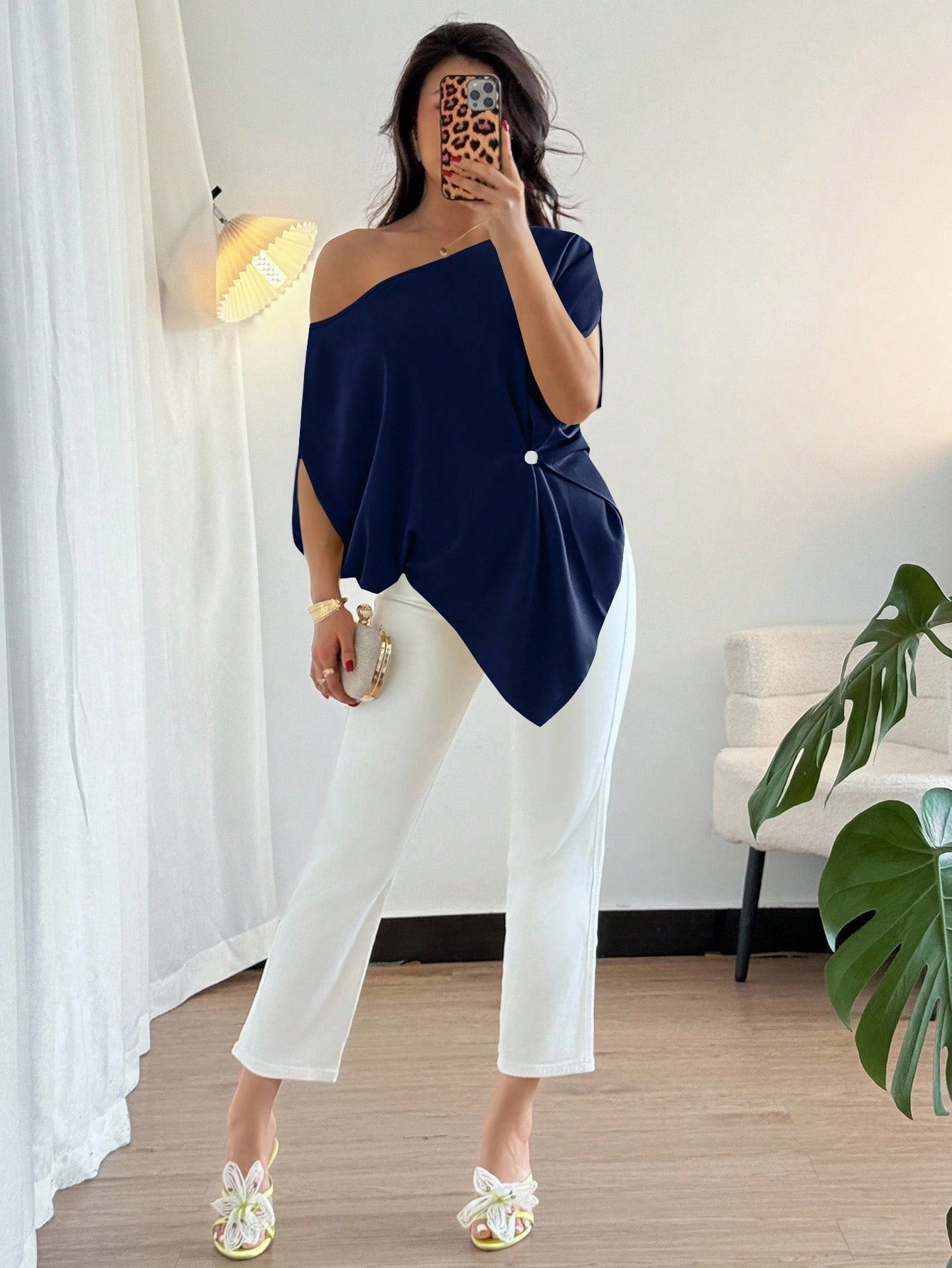 One-Shoulder Batwing Sleeve