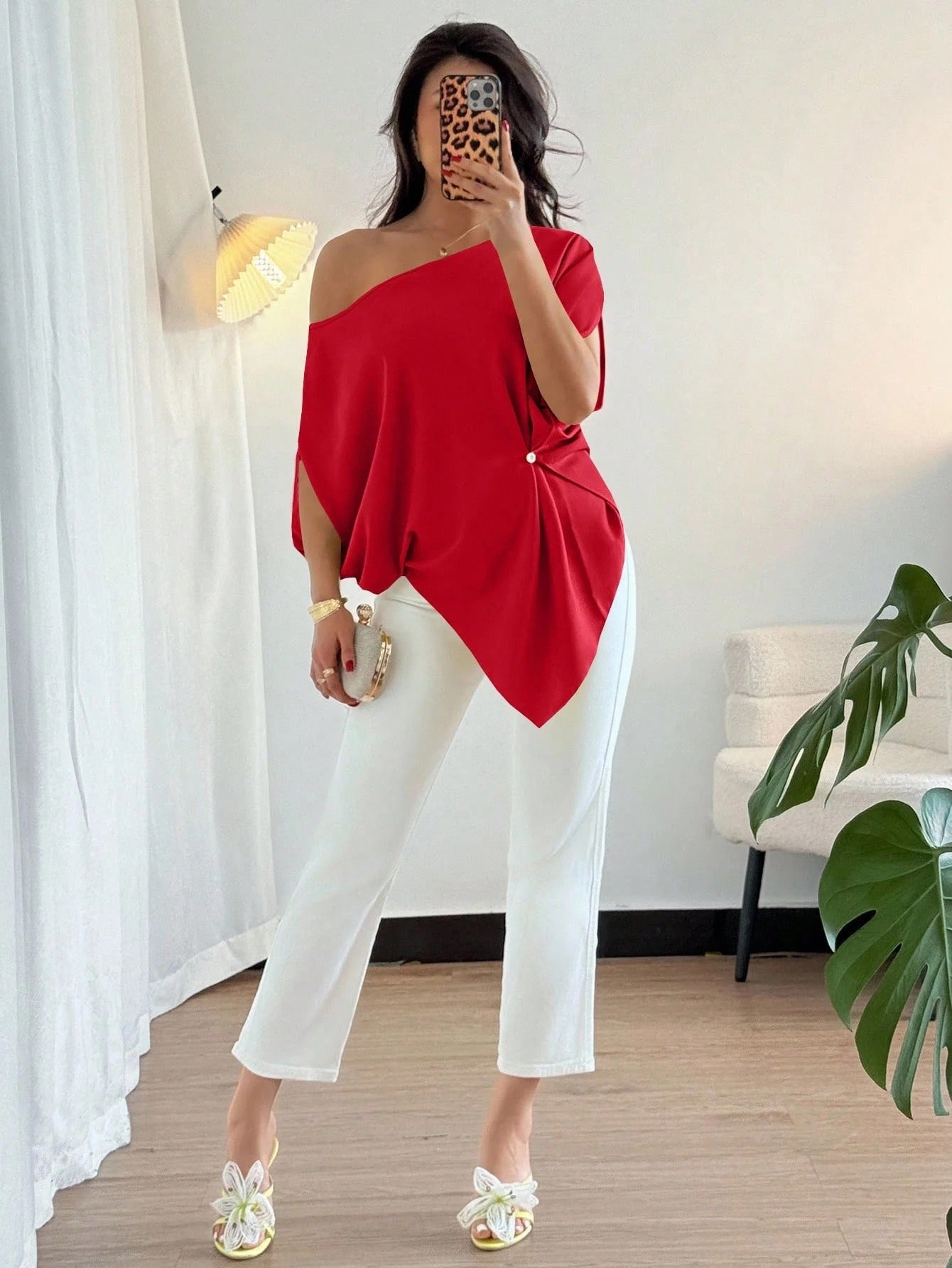 One-Shoulder Batwing Sleeve